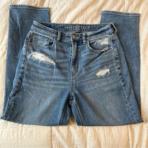 American Eagle Mom Straight Jeans